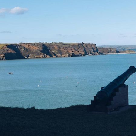 Modern Flat With Island Views In Heart Of Tenby Exterior foto